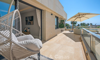 Exclusive, modern duplex penthouse with panoramic sea views for sale in Nueva Andalucía, Marbella 803060 