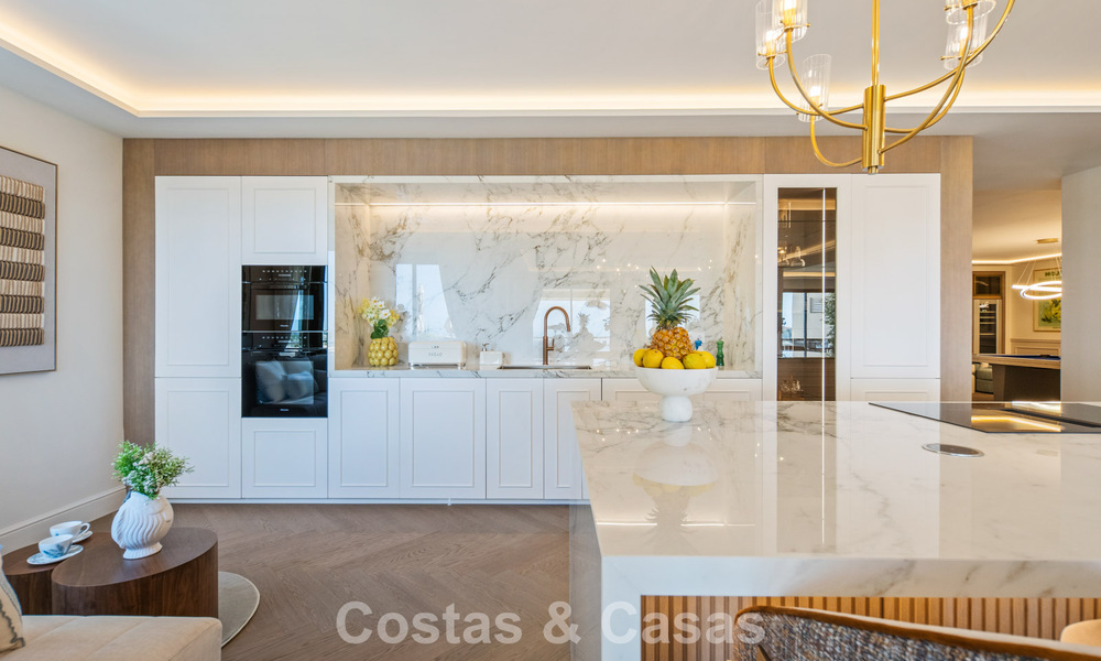 Exclusive, modern duplex penthouse with panoramic sea views for sale in Nueva Andalucía, Marbella 803071