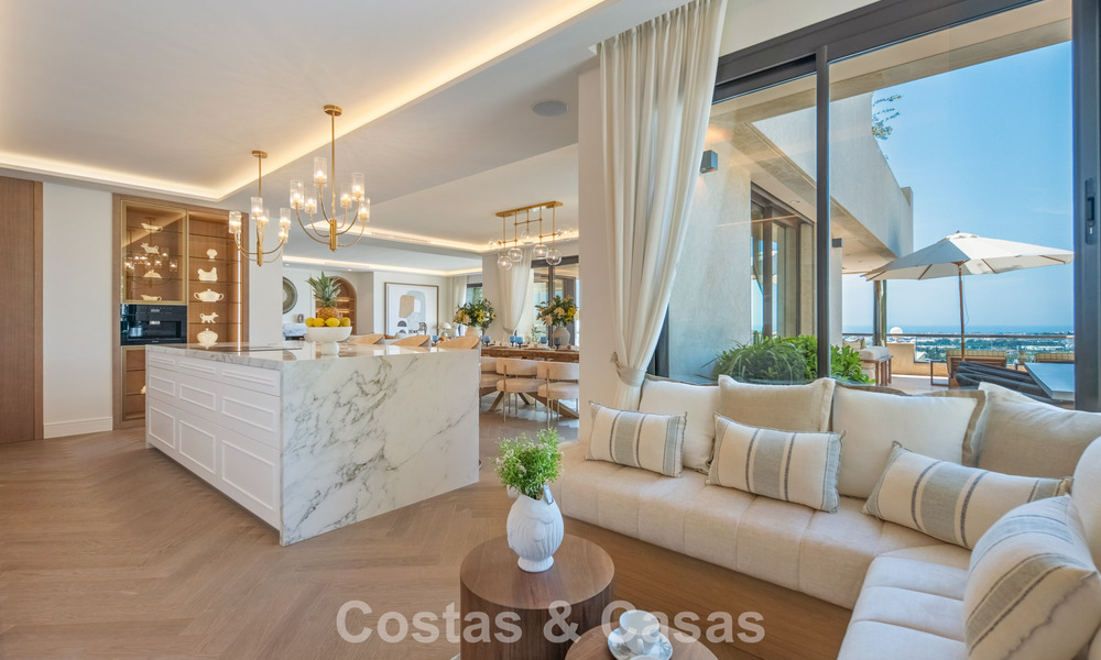 Exclusive, modern duplex penthouse with panoramic sea views for sale in Nueva Andalucía, Marbella 803075