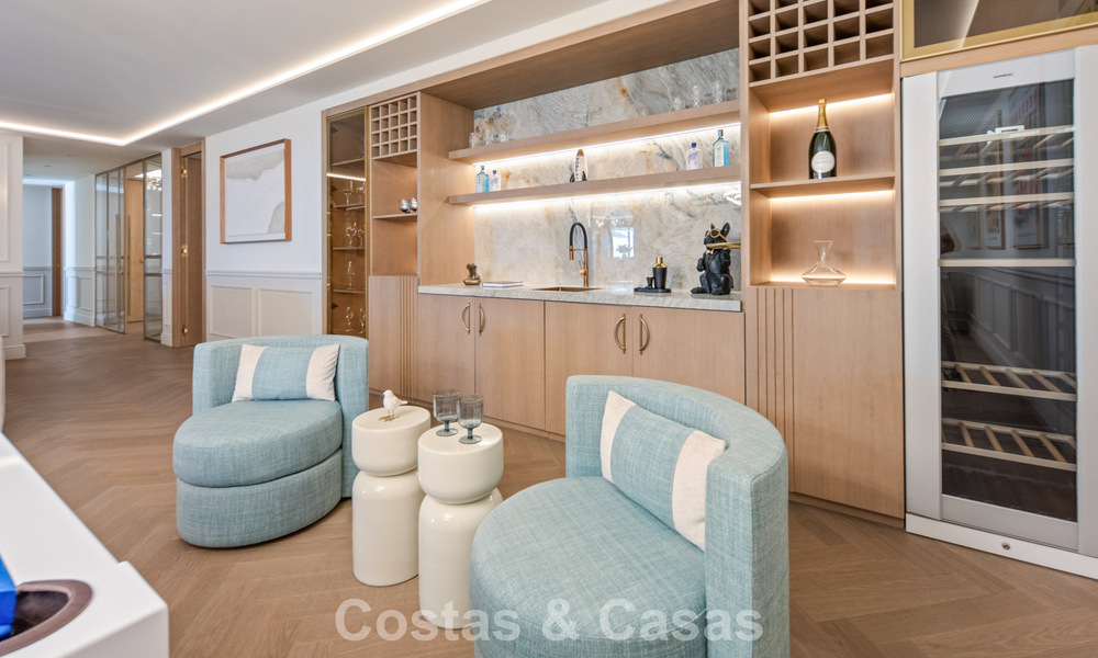 Exclusive, modern duplex penthouse with panoramic sea views for sale in Nueva Andalucía, Marbella 803078