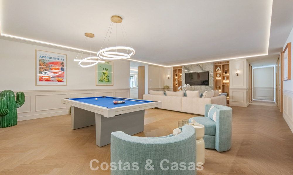 Exclusive, modern duplex penthouse with panoramic sea views for sale in Nueva Andalucía, Marbella 803080