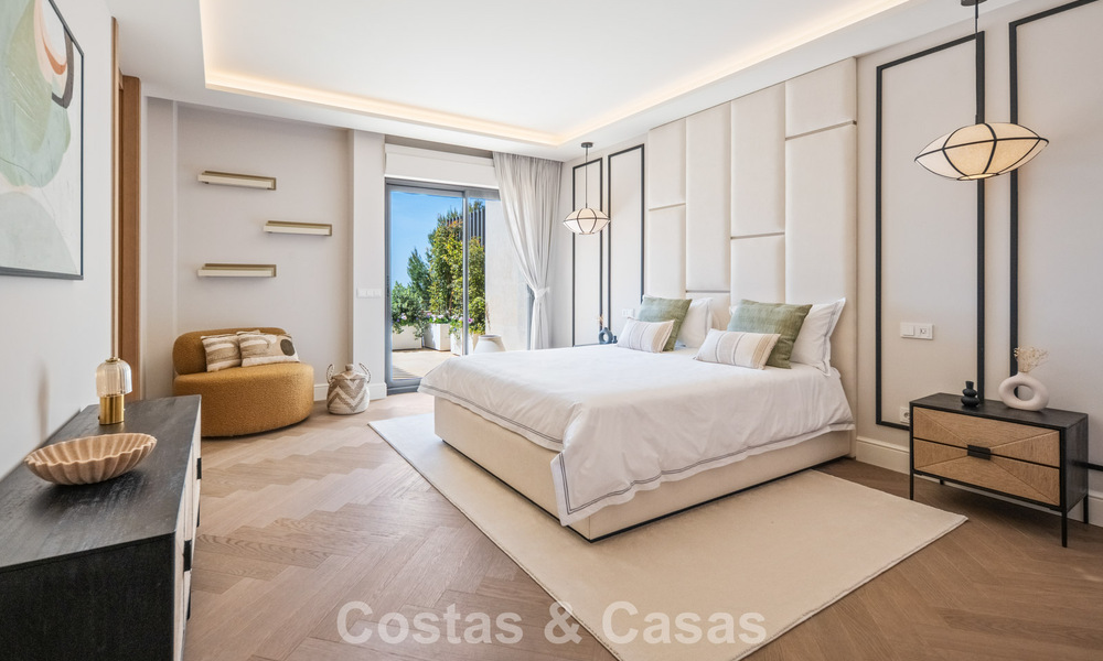 Exclusive, modern duplex penthouse with panoramic sea views for sale in Nueva Andalucía, Marbella 803089