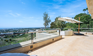 Exclusive, modern duplex penthouse with panoramic sea views for sale in Nueva Andalucía, Marbella 803101 