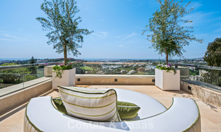 Exclusive, modern duplex penthouse with panoramic sea views for sale in Nueva Andalucía, Marbella 803104 
