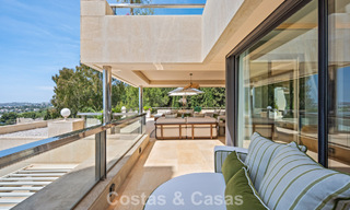 Exclusive, modern duplex penthouse with panoramic sea views for sale in Nueva Andalucía, Marbella 803114 