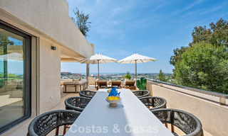 Exclusive, modern duplex penthouse with panoramic sea views for sale in Nueva Andalucía, Marbella 803118 