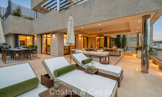 Exclusive, modern duplex penthouse with panoramic sea views for sale in Nueva Andalucía, Marbella 803123 