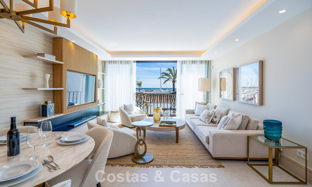Luxury frontline marina apartment for sale with direct marina views in Puerto Banús, Marbella 803161
