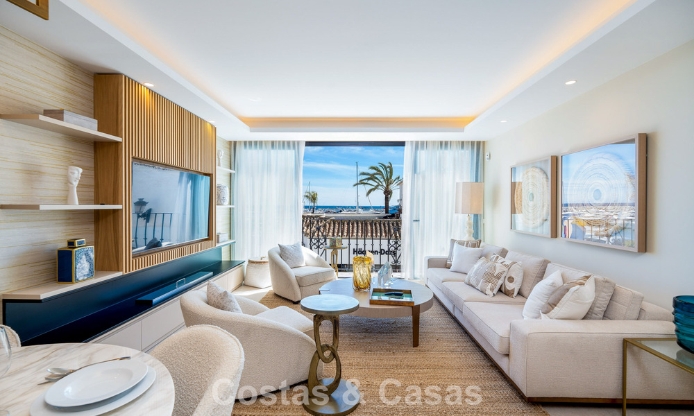 Luxury frontline marina apartment for sale with direct marina views in Puerto Banús, Marbella 803163