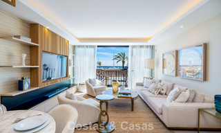 Luxury frontline marina apartment for sale with direct marina views in Puerto Banús, Marbella 803163 