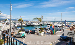 Luxury frontline marina apartment for sale with direct marina views in Puerto Banús, Marbella 803165 