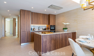 Luxury frontline marina apartment for sale with direct marina views in Puerto Banús, Marbella 803169 