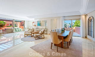 First-class duplex penthouse for sale in a beachfront development in Los Monteros, East Marbella 803204 