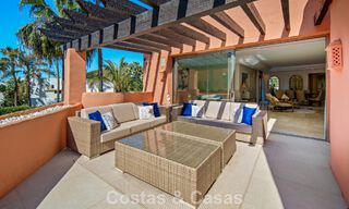 First-class duplex penthouse for sale in a beachfront development in Los Monteros, East Marbella 803220 