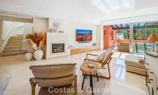 First-class duplex penthouse for sale in a beachfront development in Los Monteros, East Marbella 803228 