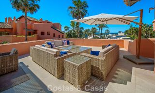 First-class duplex penthouse for sale in a beachfront development in Los Monteros, East Marbella 803234 