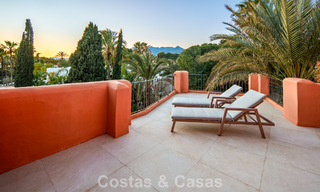 First-class duplex penthouse for sale in a beachfront development in Los Monteros, East Marbella 803243 