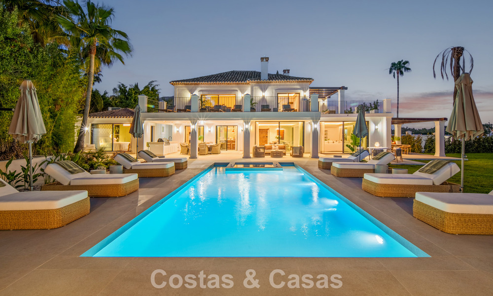 Luxurious mediterranean villa for sale, frontline golf in a prestigious urbanisation in Nueva Andalucía, Marbella 803264