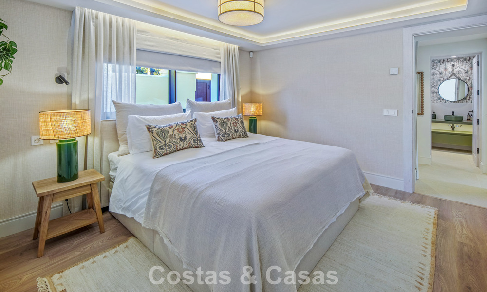 Luxurious mediterranean villa for sale, frontline golf in a prestigious urbanisation in Nueva Andalucía, Marbella 803272