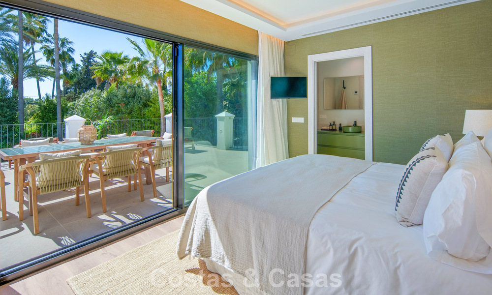 Luxurious mediterranean villa for sale, frontline golf in a prestigious urbanisation in Nueva Andalucía, Marbella 803277