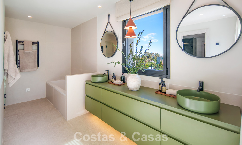 Luxurious mediterranean villa for sale, frontline golf in a prestigious urbanisation in Nueva Andalucía, Marbella 803296