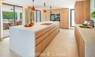 Luxurious mediterranean villa for sale, frontline golf in a prestigious urbanisation in Nueva Andalucía, Marbella 803309 