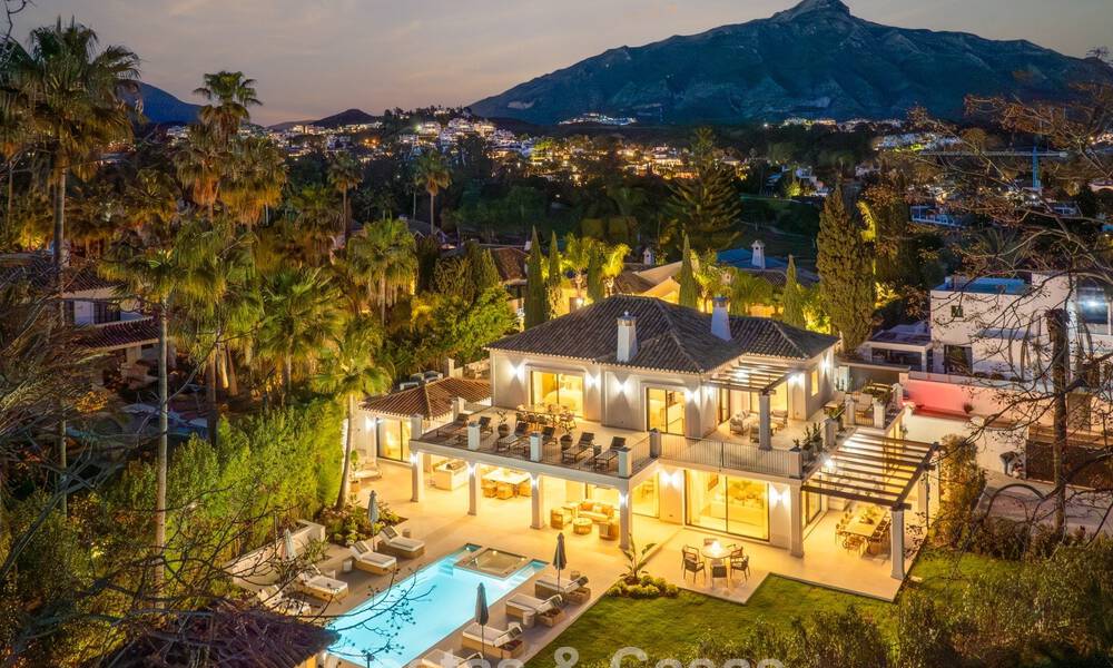 Luxurious mediterranean villa for sale, frontline golf in a prestigious urbanisation in Nueva Andalucía, Marbella 803334