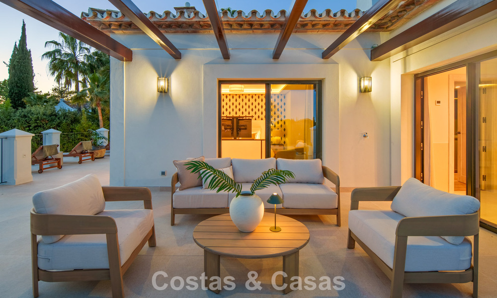 Luxurious mediterranean villa for sale, frontline golf in a prestigious urbanisation in Nueva Andalucía, Marbella 803343