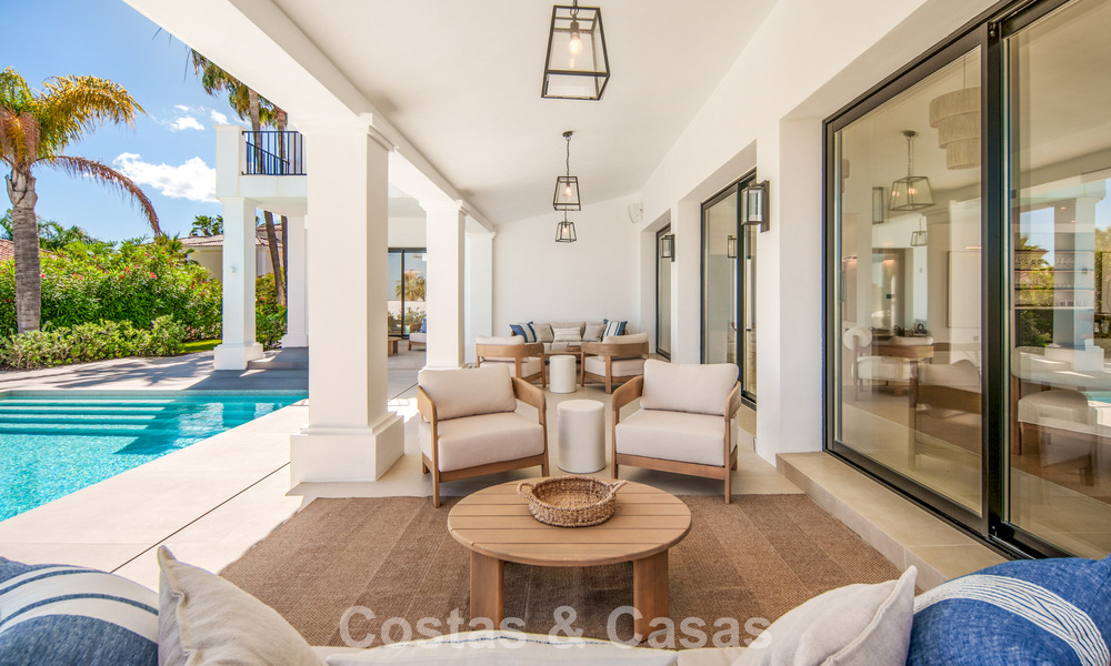 Contemporary spanish luxury villa with panoramic sea views for sale in Marbella - Benahavís 803361