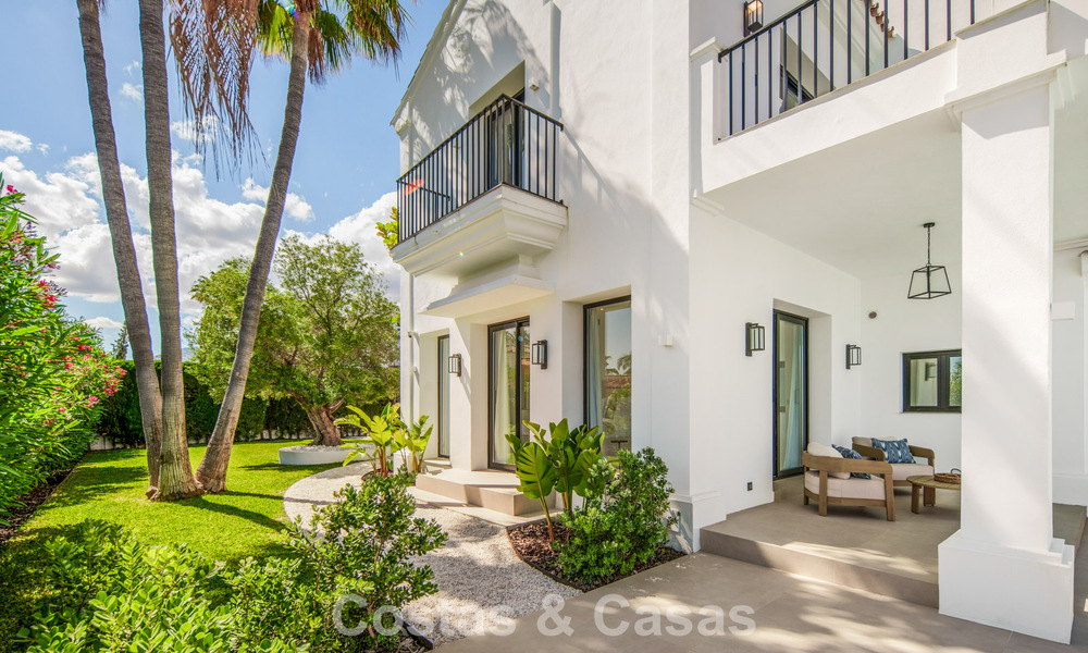 Contemporary spanish luxury villa with panoramic sea views for sale in Marbella - Benahavís 803364