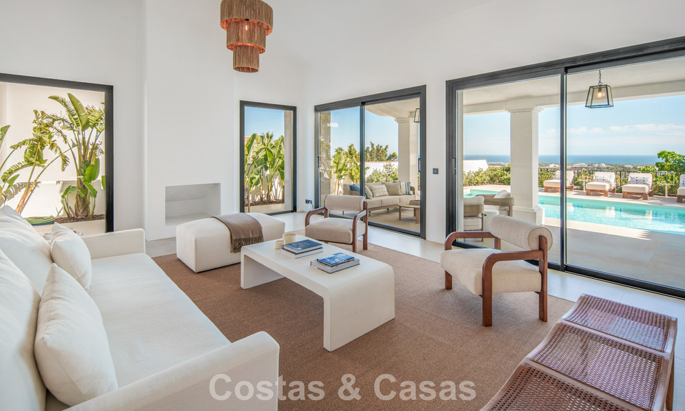Contemporary spanish luxury villa with panoramic sea views for sale in Marbella - Benahavís 803382