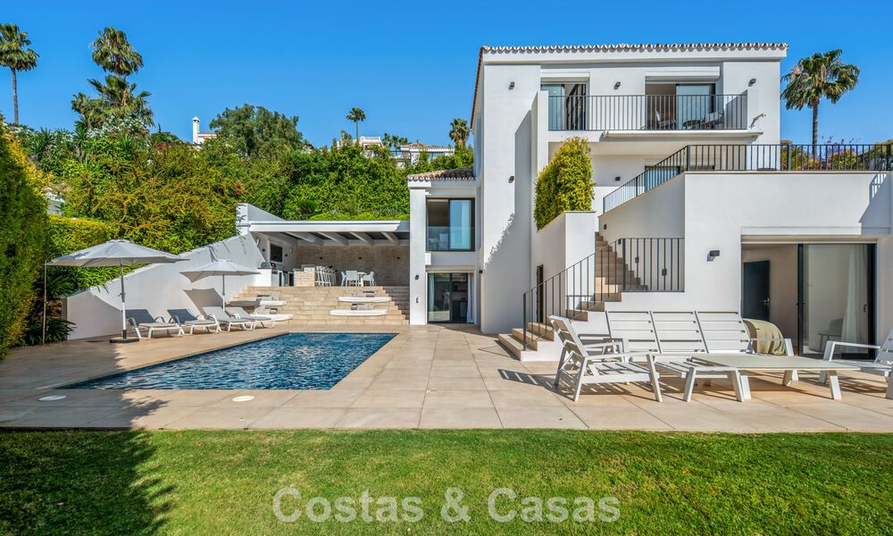 Elegant luxury villa with contemporary mediterranean architecture for sale in Nueva Andalucía’s Golf Valley, Marbella 803419