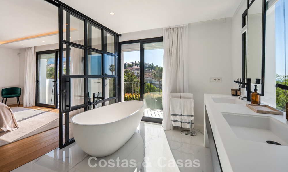 Elegant luxury villa with contemporary mediterranean architecture for sale in Nueva Andalucía’s Golf Valley, Marbella 803434