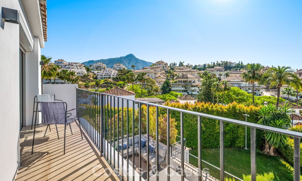 Elegant luxury villa with contemporary mediterranean architecture for sale in Nueva Andalucía’s Golf Valley, Marbella 803437