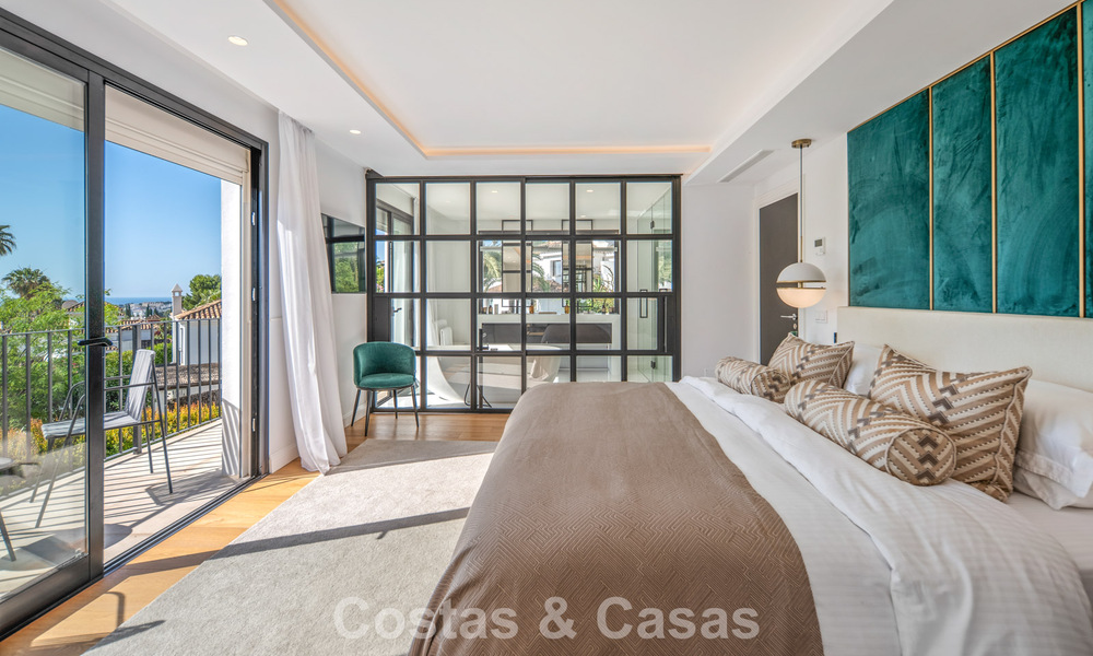 Elegant luxury villa with contemporary mediterranean architecture for sale in Nueva Andalucía’s Golf Valley, Marbella 803439