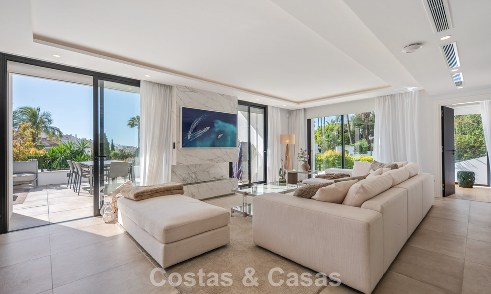 Elegant luxury villa with contemporary mediterranean architecture for sale in Nueva Andalucía’s Golf Valley, Marbella 803440