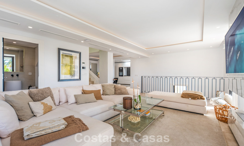 Elegant luxury villa with contemporary mediterranean architecture for sale in Nueva Andalucía’s Golf Valley, Marbella 803441