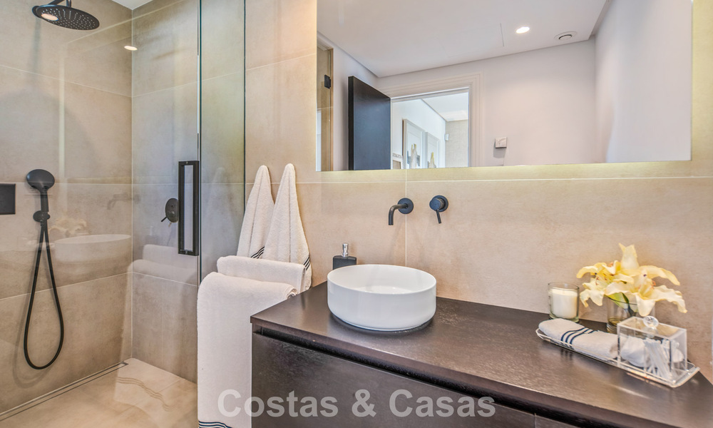 Elegant luxury villa with contemporary mediterranean architecture for sale in Nueva Andalucía’s Golf Valley, Marbella 803450
