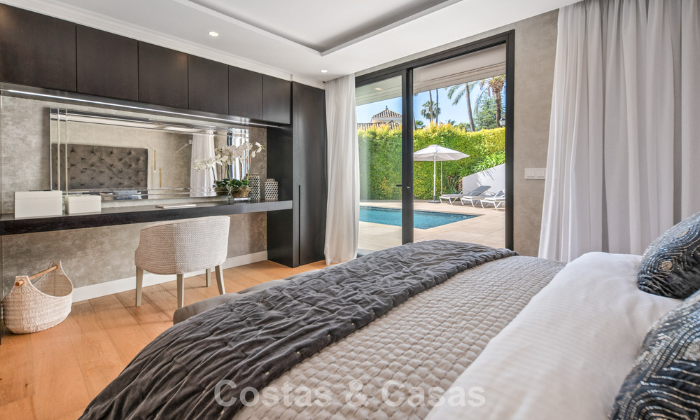Elegant luxury villa with contemporary mediterranean architecture for sale in Nueva Andalucía’s Golf Valley, Marbella 803460