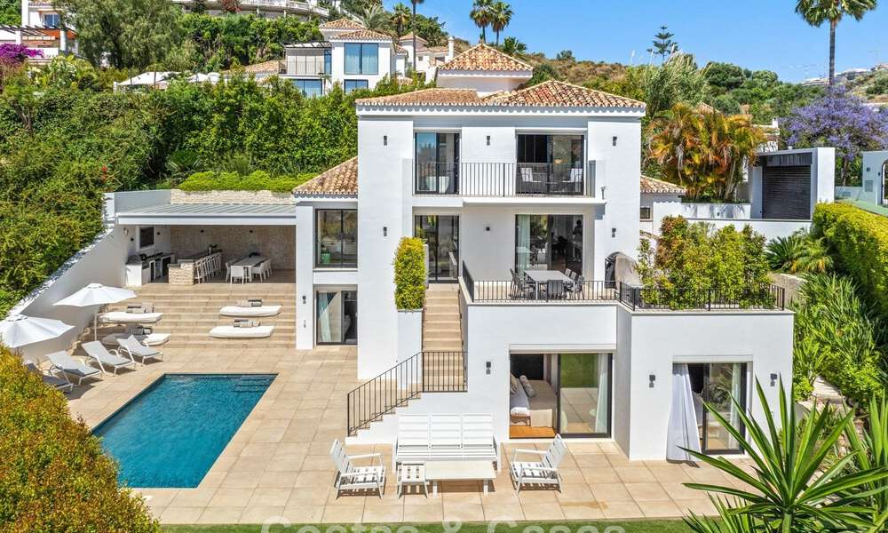 Elegant luxury villa with contemporary mediterranean architecture for sale in Nueva Andalucía’s Golf Valley, Marbella 803469
