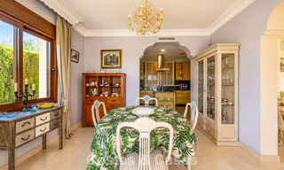 Spacious mediterranean villa with sea views and fantastic renovation potential for sale in La Quinta, Marbella - Benahavís 803483 