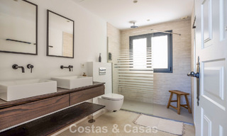 Single-storey luxury villa with spanish architecture and direct golf course access for sale in Marbella - Benahavís 803521 