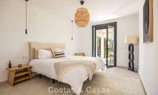 Single-storey luxury villa with spanish architecture and direct golf course access for sale in Marbella - Benahavís 803538 