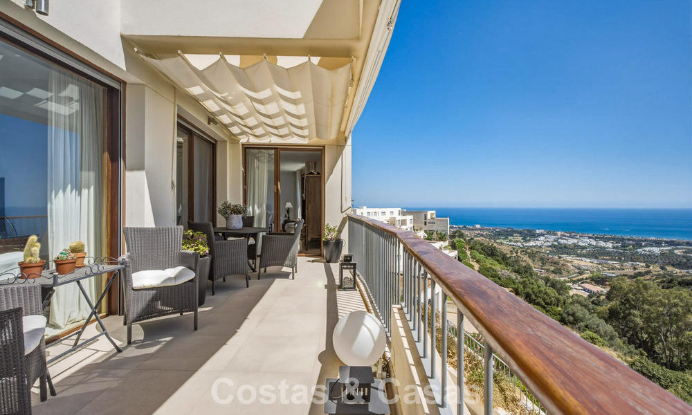Move-in ready apartment with panoramic sea views for sale East of Marbella centre 803553