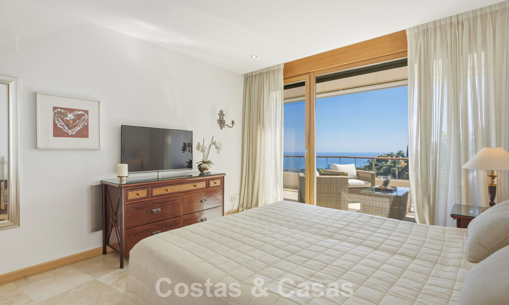 Move-in ready apartment with panoramic sea views for sale East of Marbella centre 803556