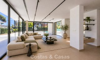 New, exclusive, turnkey modern villa for sale in a beachside area near San Pedro, Marbella 803596 