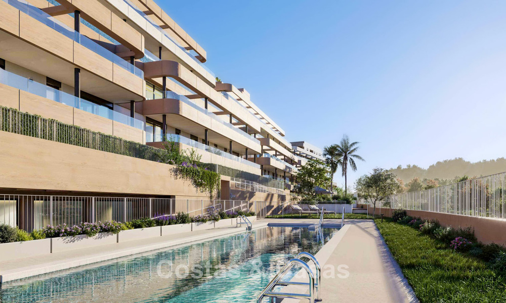 Contemporary luxury new-build apartments for sale on the golf course in Estepona 803606