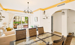 Spacious apartment with generous terrace for sale within walking distance of amenities in Aloha, Nueva Andalucía, Marbella 803618 