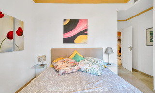 Spacious apartment with generous terrace for sale within walking distance of amenities in Aloha, Nueva Andalucía, Marbella 803643 