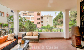 Spacious apartment with generous terrace for sale within walking distance of amenities in Aloha, Nueva Andalucía, Marbella 803655 